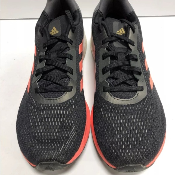 Athletic_Shoes
